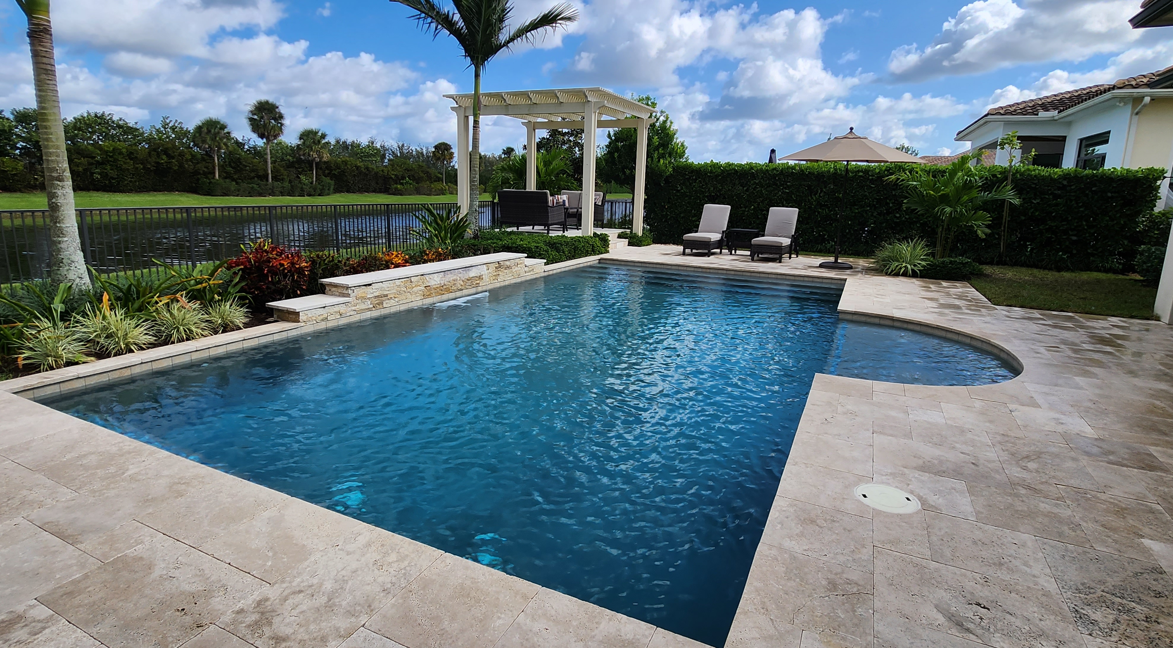 Navigating Florida's Pool Regulations A Homeowner's Handbook